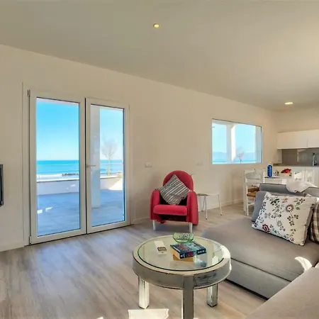 Βίλα Beach Villa Can Siquier *